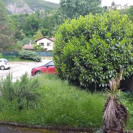 Studio Cosy Au Pied Du Massif De Belledonne Apartamento Corenc Exterior foto