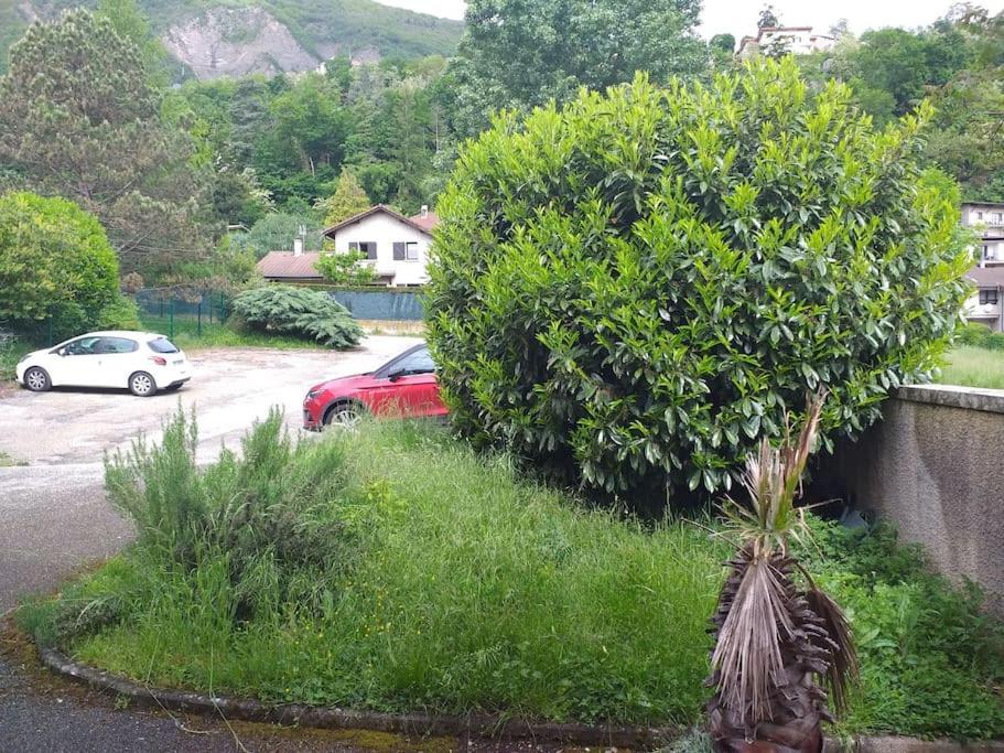 Studio Cosy Au Pied Du Massif De Belledonne Apartamento Corenc Exterior foto
