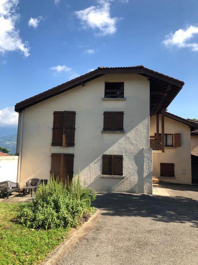 Studio Cosy Au Pied Du Massif De Belledonne Apartamento Corenc Exterior foto